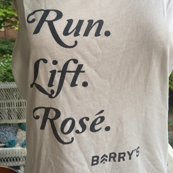 Barry’s Boot Camp Run. Lift. Rosé. White Tank XS - Picture 2 of 5